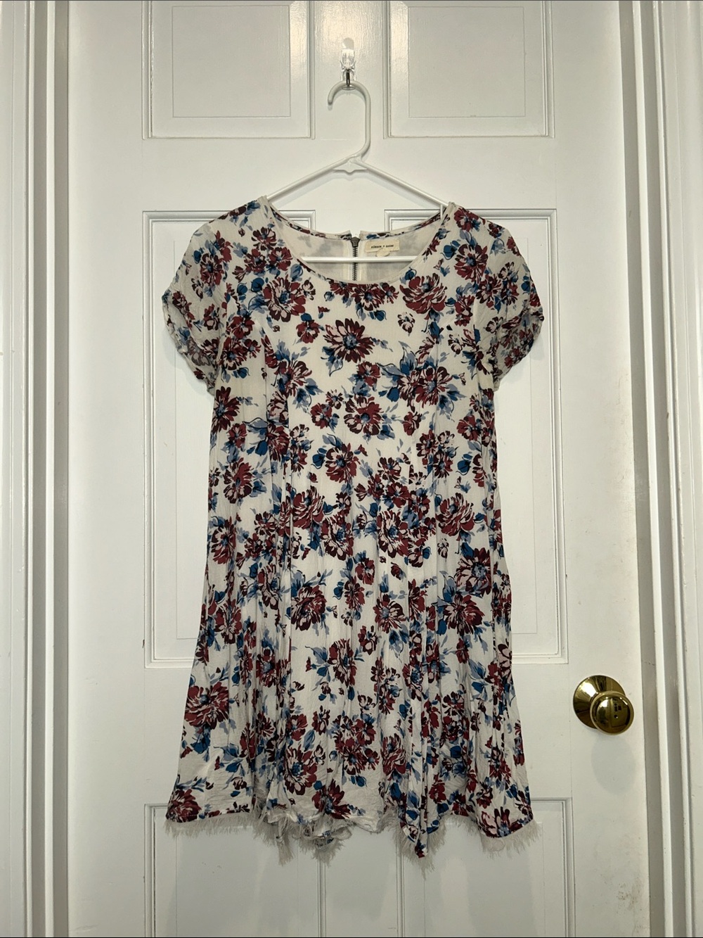 Women’s Floral Short Sleeve Ivory Dress with Blue and Burgundy Flowers